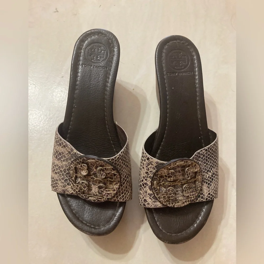 🩷🩷🩷Tory Burch Wedges sandals  8.5